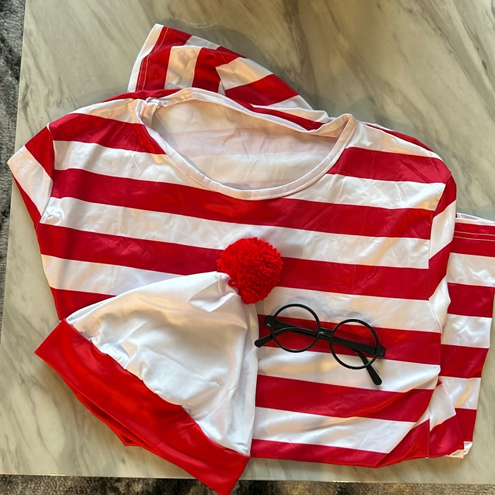 Where’s Waldo Halloween Costume Set